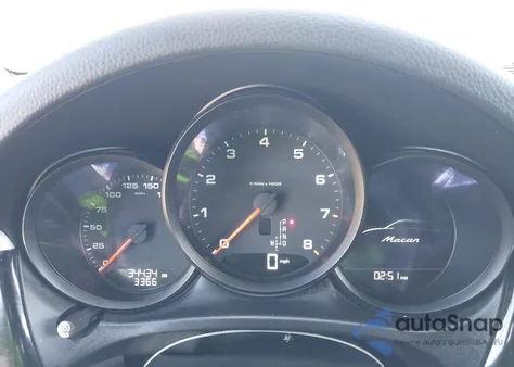 2020 Porsche Macan z USA, uszkodzony, nr VIN WP1AA2A51LLB03601